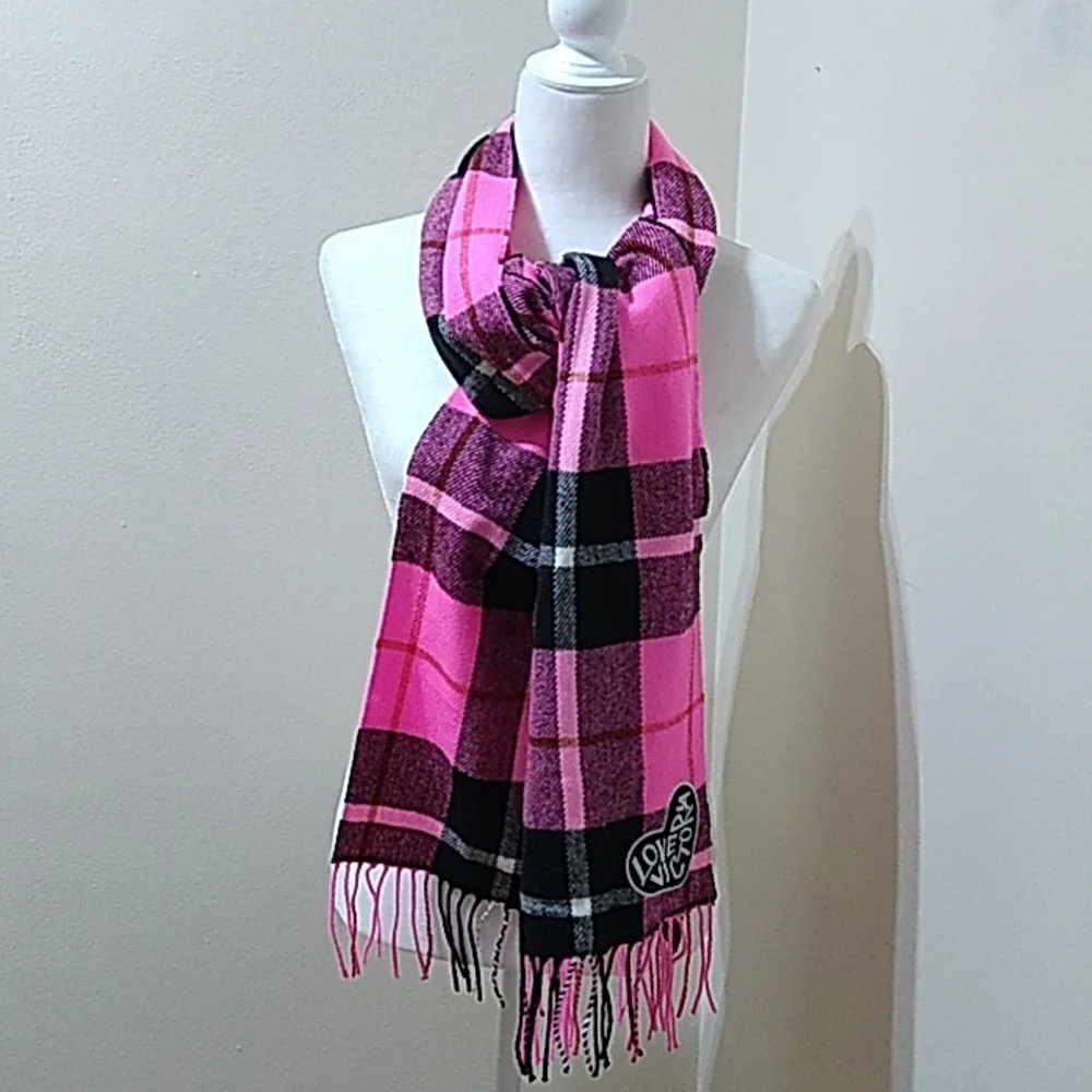 Victoria's Secret Winter Angel Collection Scarve